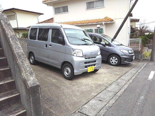 16/22 駐車場