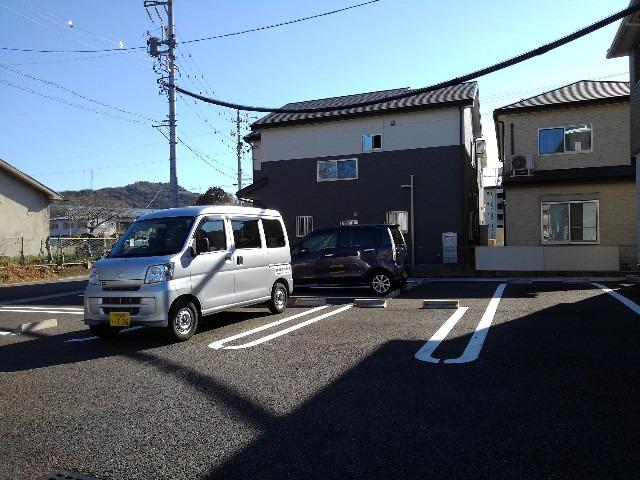 16/22 駐車場