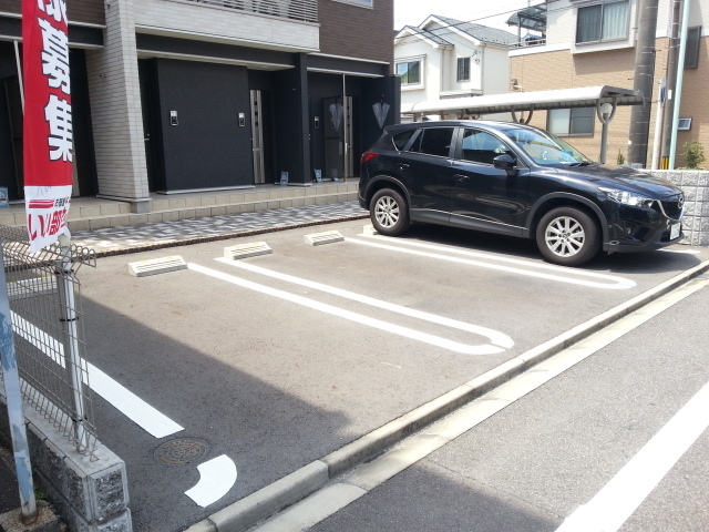 14/22 駐車場