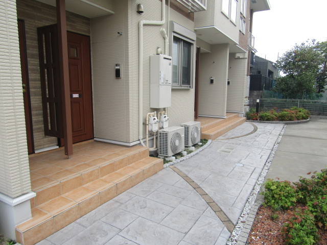 2/10 エントランス