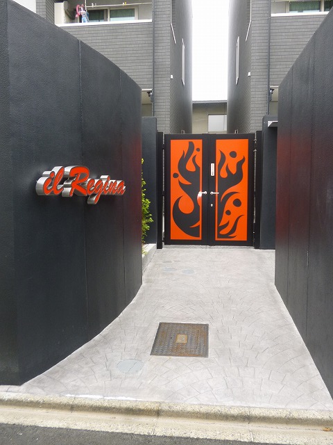 2/8 エントランス