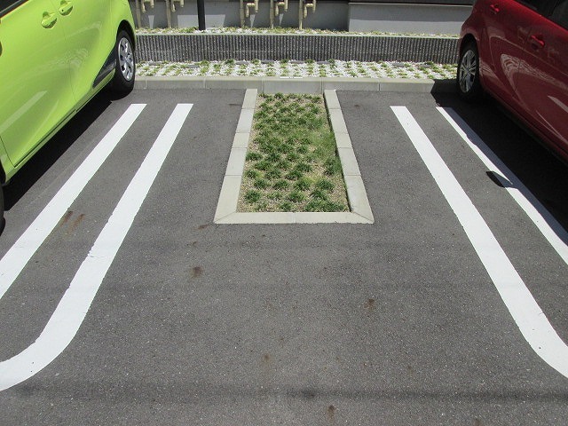 14/20 駐車場