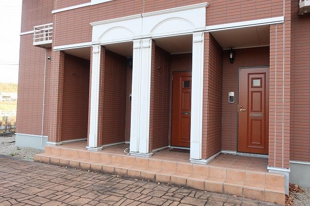 14/20 エントランス