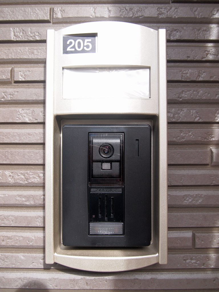 17/23 エントランス