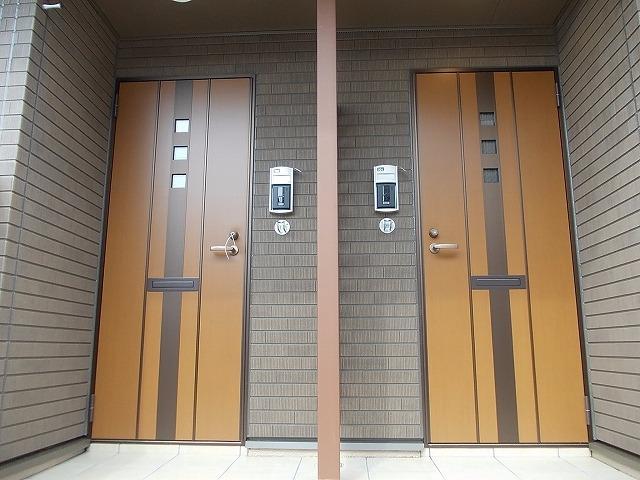 14/20 エントランス