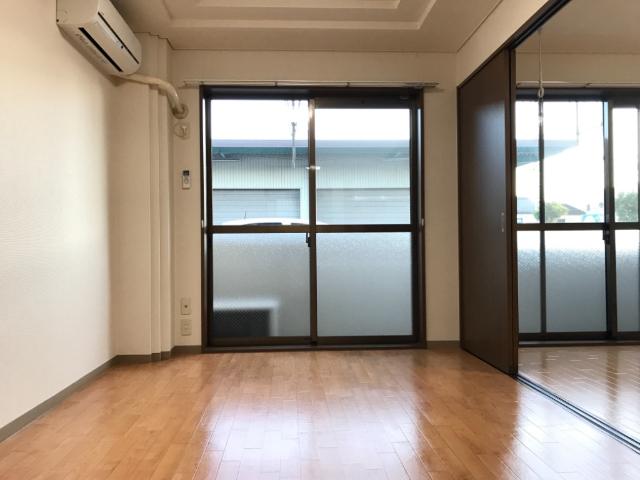 寝室