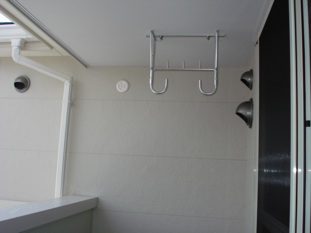 18/27 バルコニー