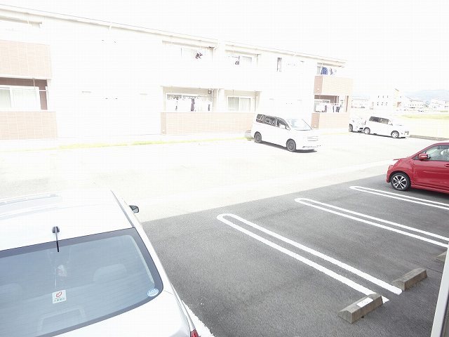 2/8 駐車場