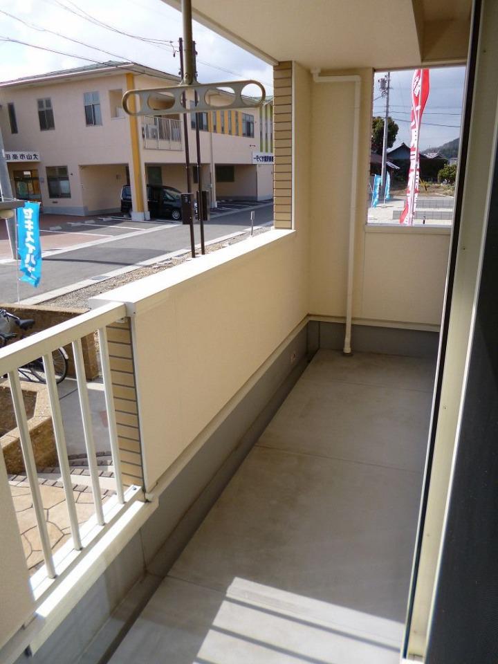 13/22 バルコニー