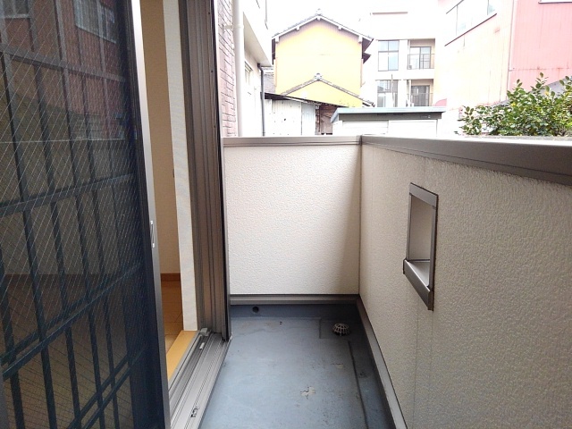 14/28 バルコニー