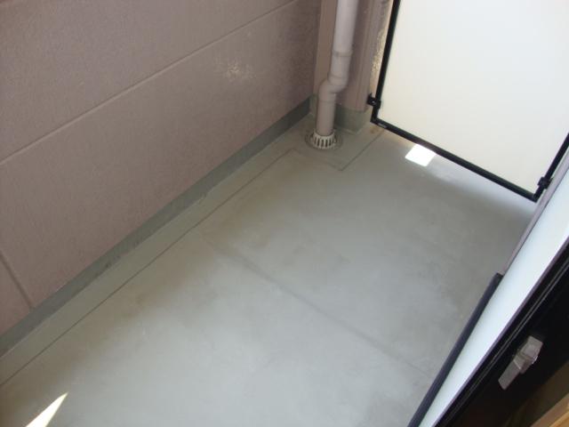 18/23 バルコニー