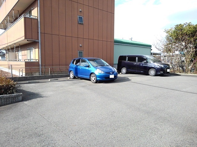 15/21 駐車場