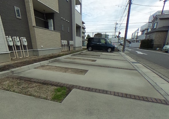 14/22 駐車場
