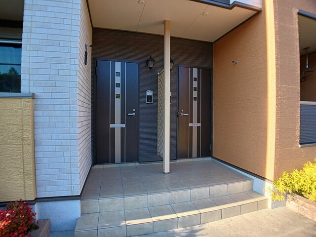 14/20 エントランス