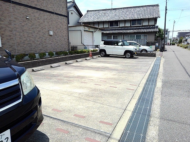 14/22 駐車場