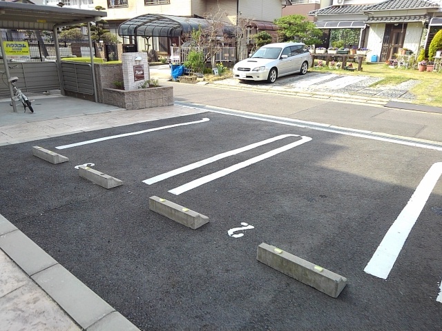 14/20 駐車場