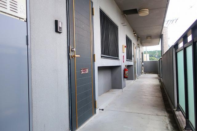 13/19 エントランス