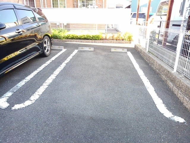 14/21 駐車場