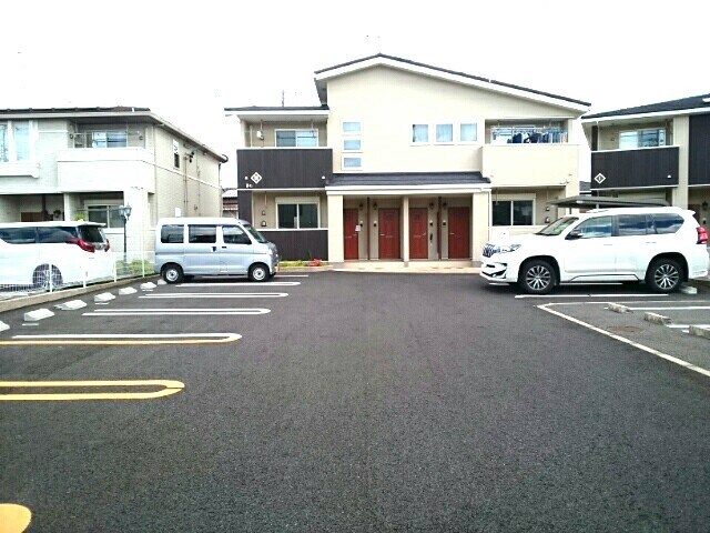 16/22 駐車場