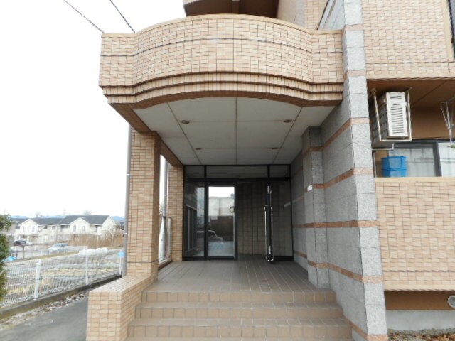 14/20 エントランス