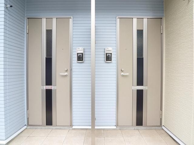 13/19 エントランス