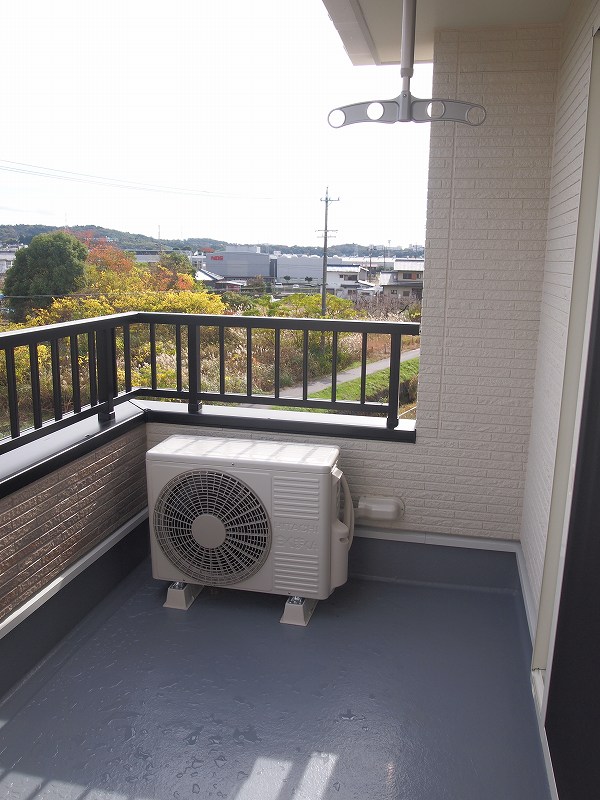 13/22 バルコニー