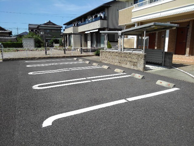 14/20 駐車場