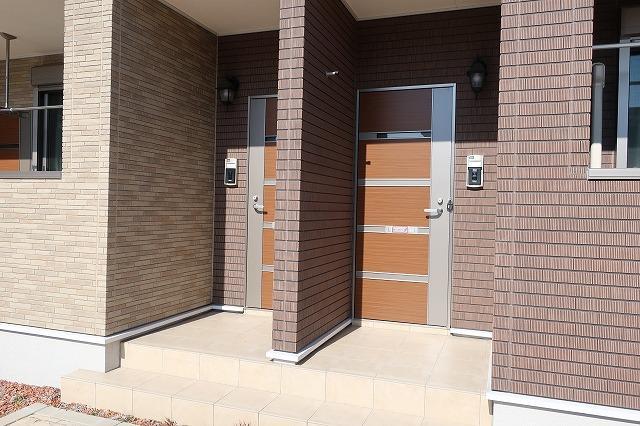 14/20 エントランス