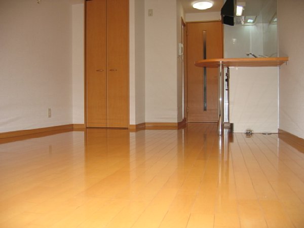 14/30 リビング/ダイニング