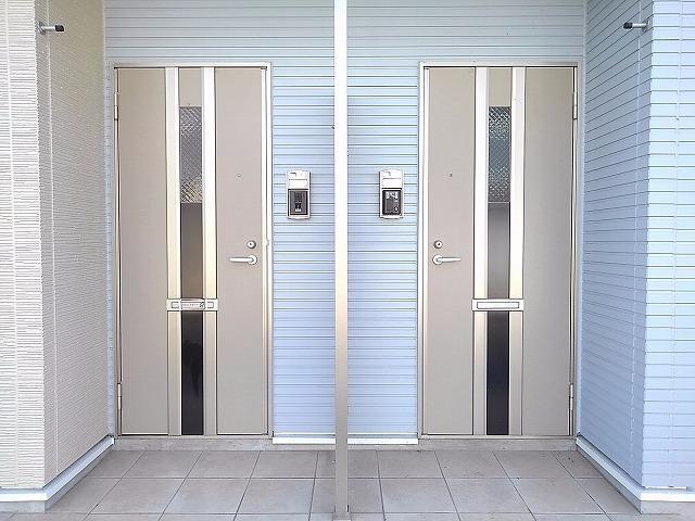 14/20 エントランス