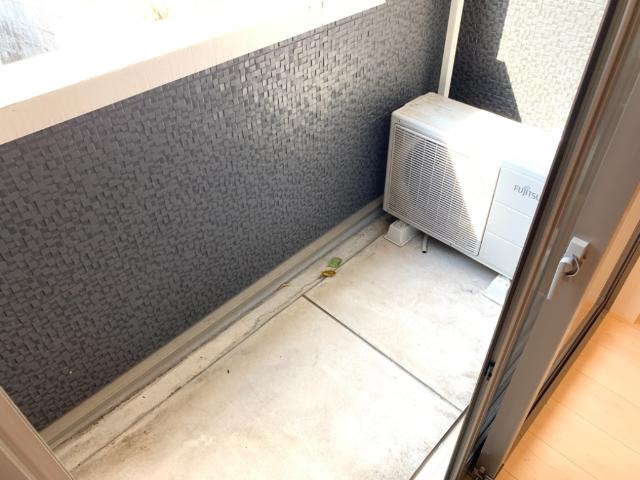 14/27 バルコニー