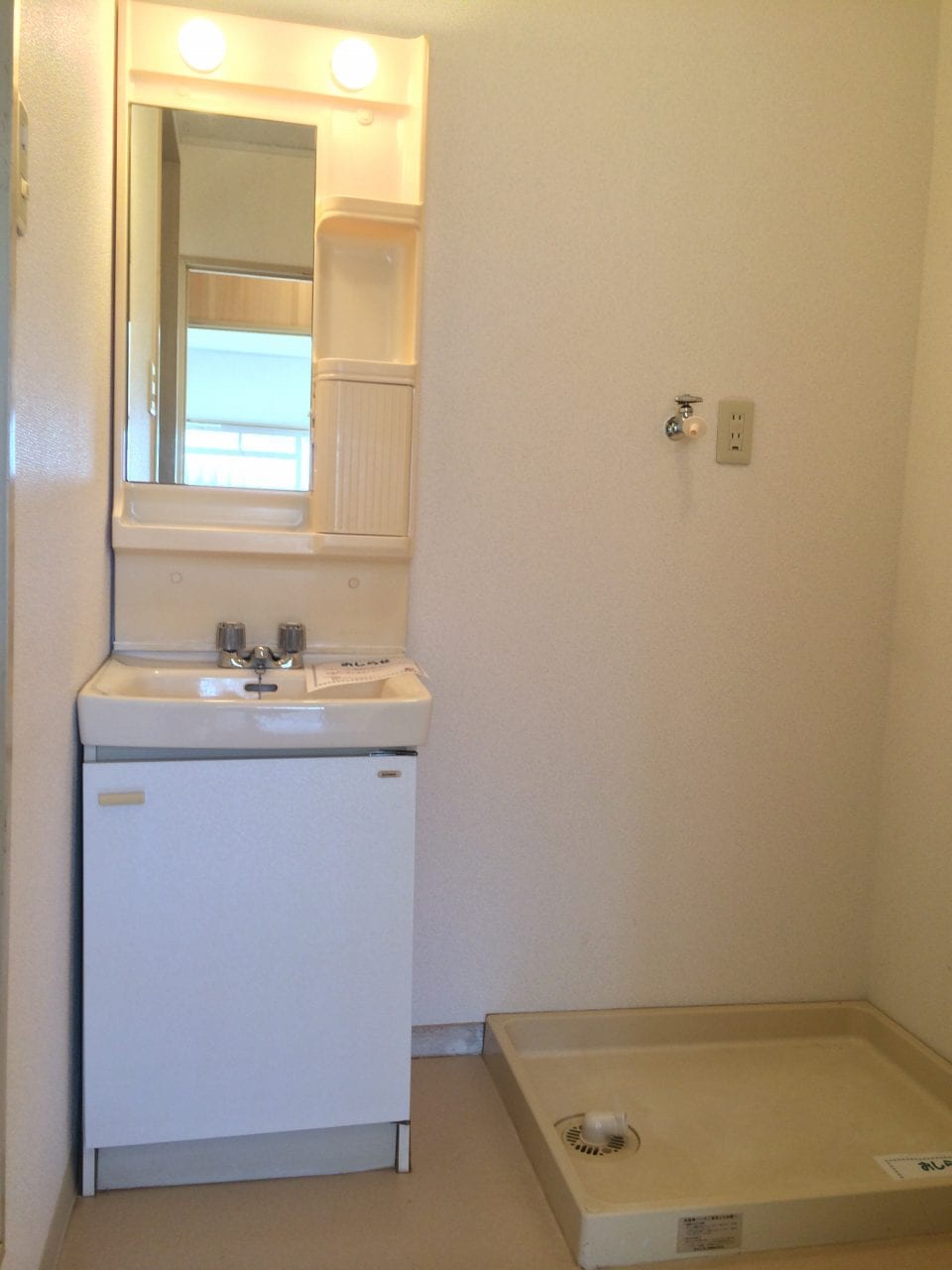 14/20 エントランス