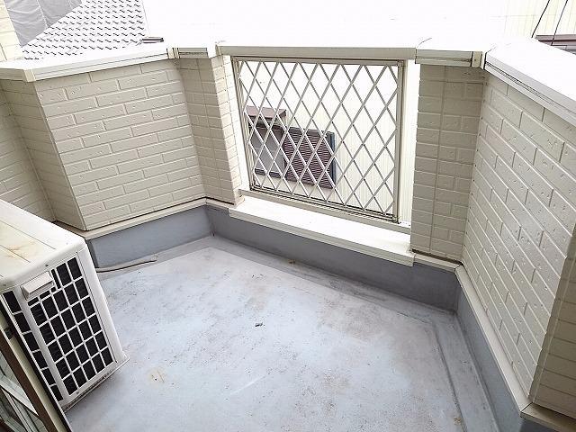 13/23 バルコニー