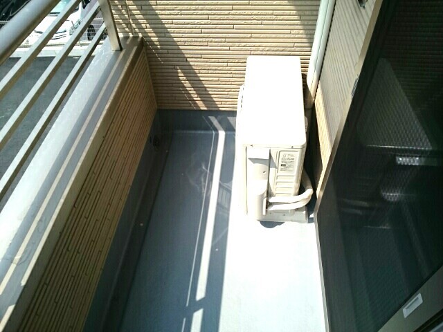 13/22 バルコニー