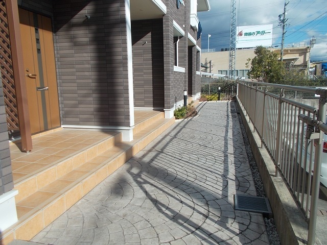 14/21 エントランス