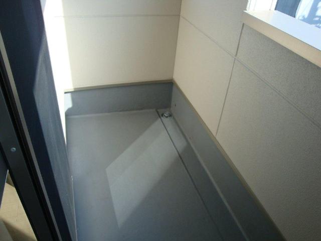 16/23 バルコニー