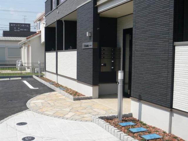 14/20 エントランス