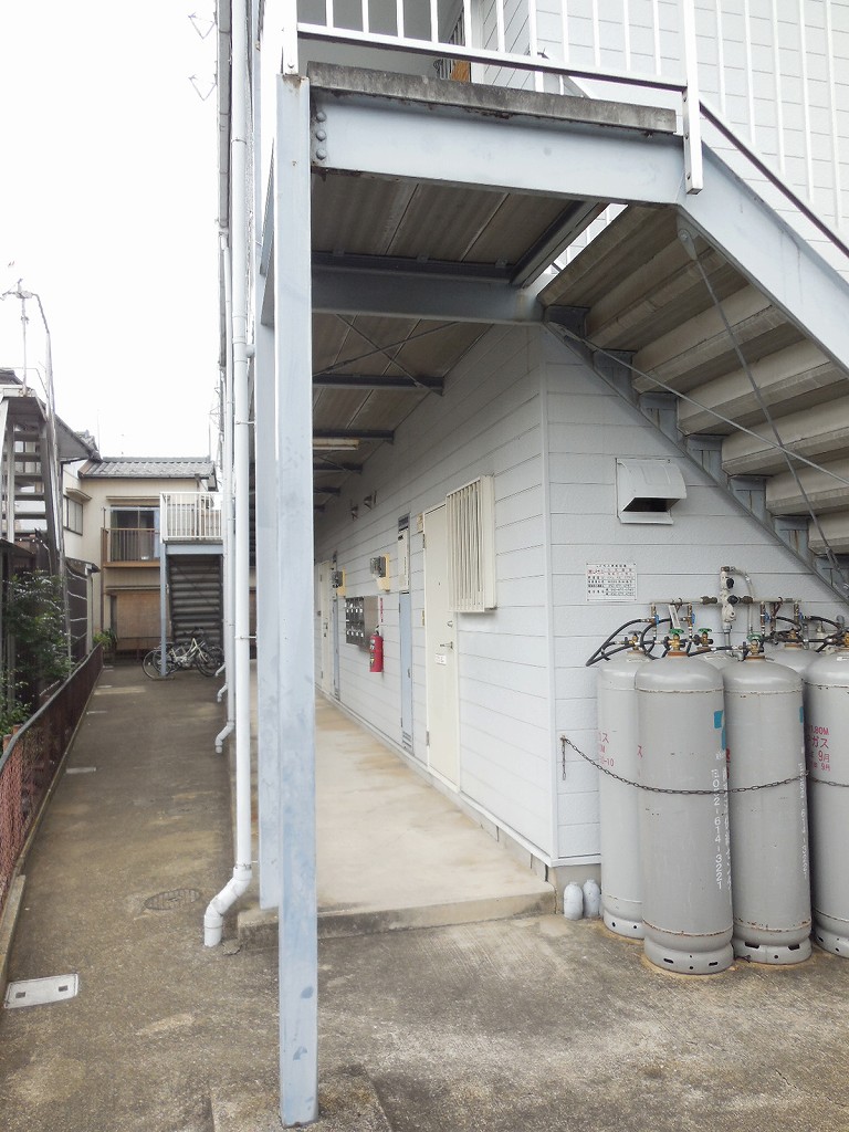 16/22 エントランス