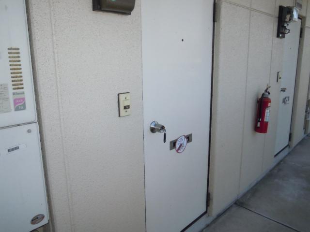 20/28 エントランス