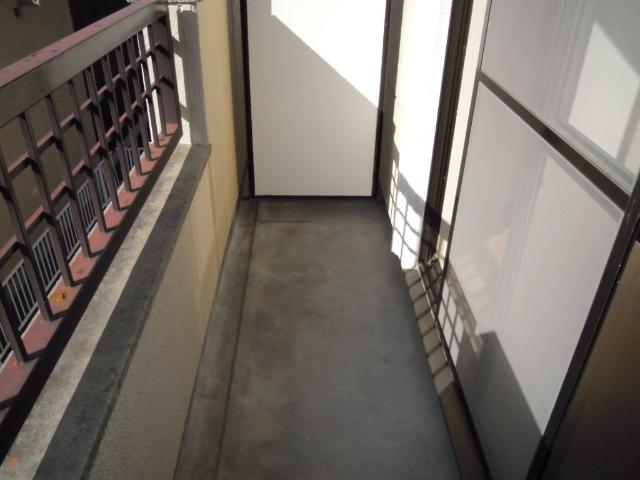16/28 バルコニー