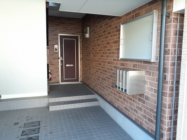 15/21 エントランス