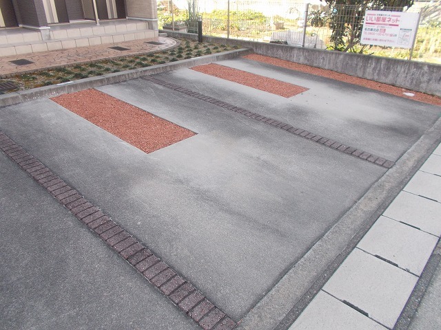 14/22 駐車場