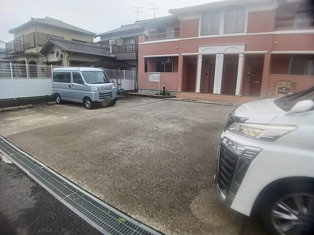 14/20 駐車場