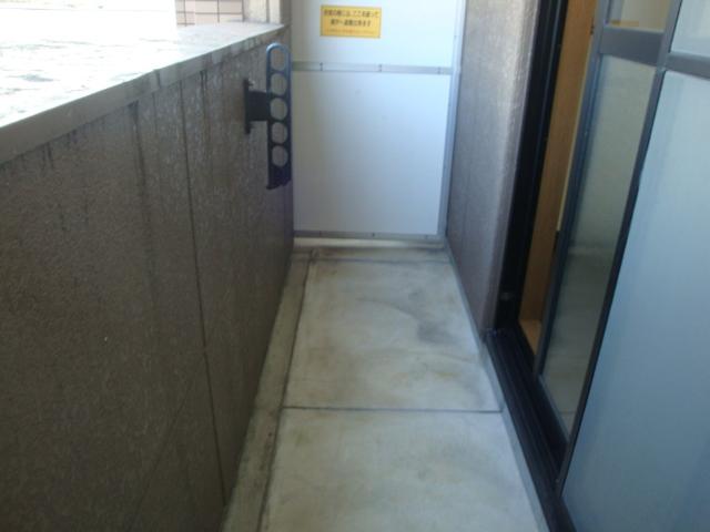 17/23 バルコニー