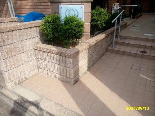 14/15 エントランス