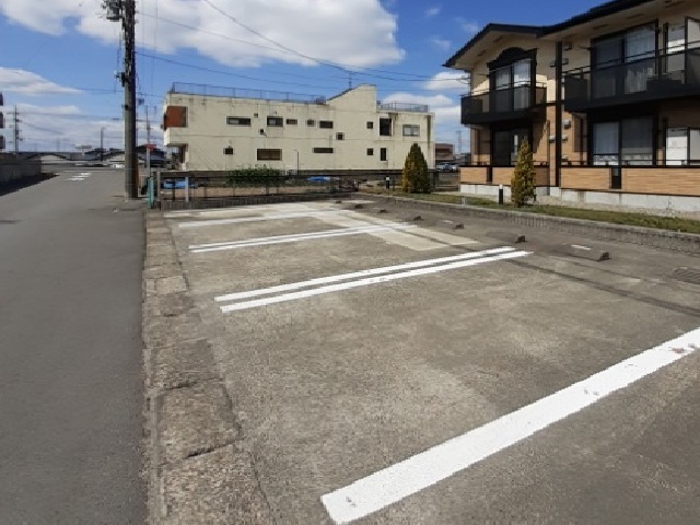 15/21 駐車場