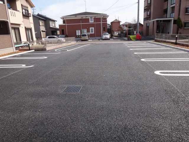 16/22 駐車場