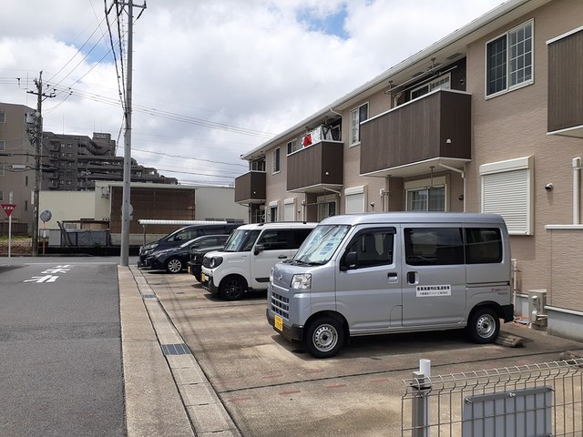 14/22 駐車場