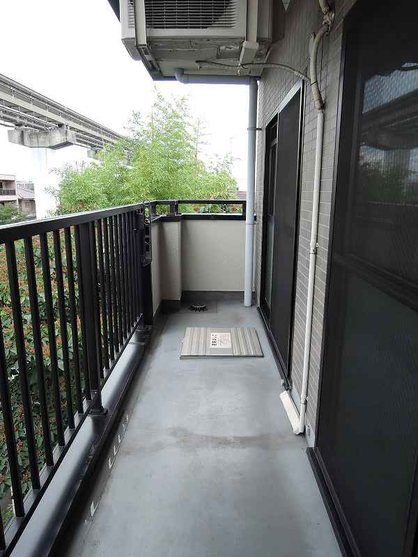 16/28 バルコニー