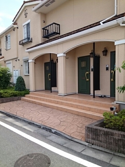 14/20 エントランス